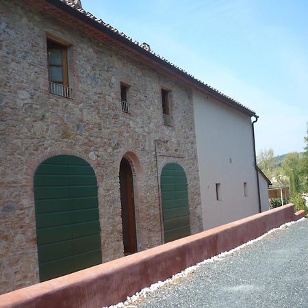 Casa Vacanze "Casale Al Pino" Riparbella Exterior foto