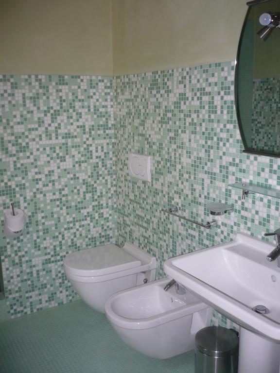 Casa Vacanze "Casale Al Pino" Riparbella Exterior foto