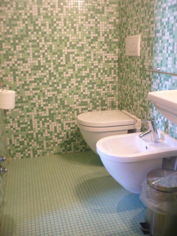 Casa Vacanze "Casale Al Pino" Riparbella Cameră foto
