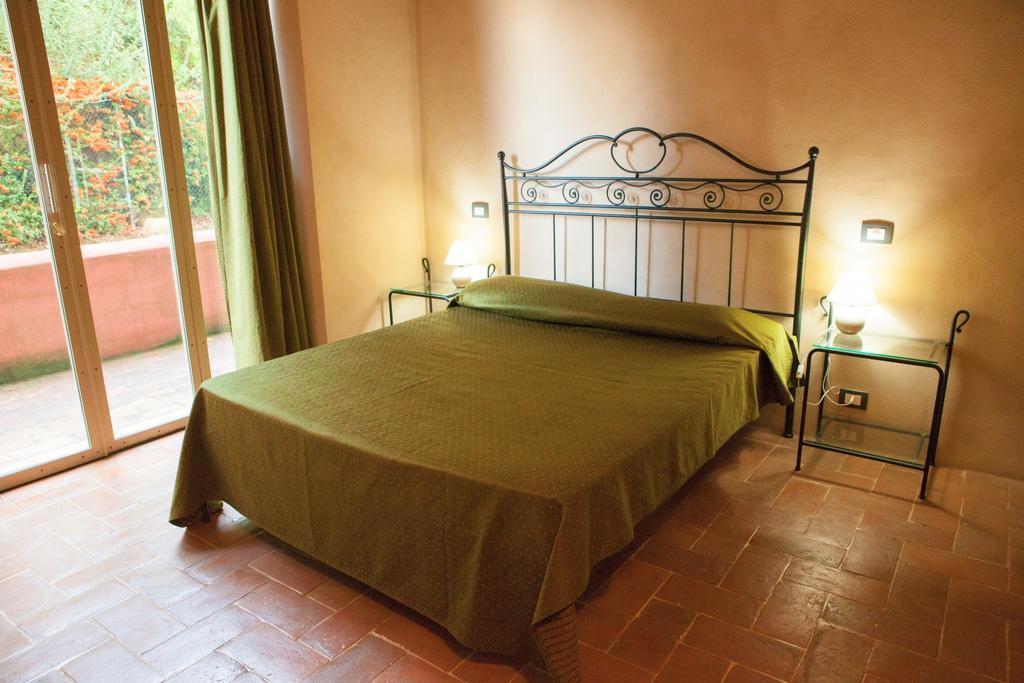 Casa Vacanze "Casale Al Pino" Riparbella Exterior foto