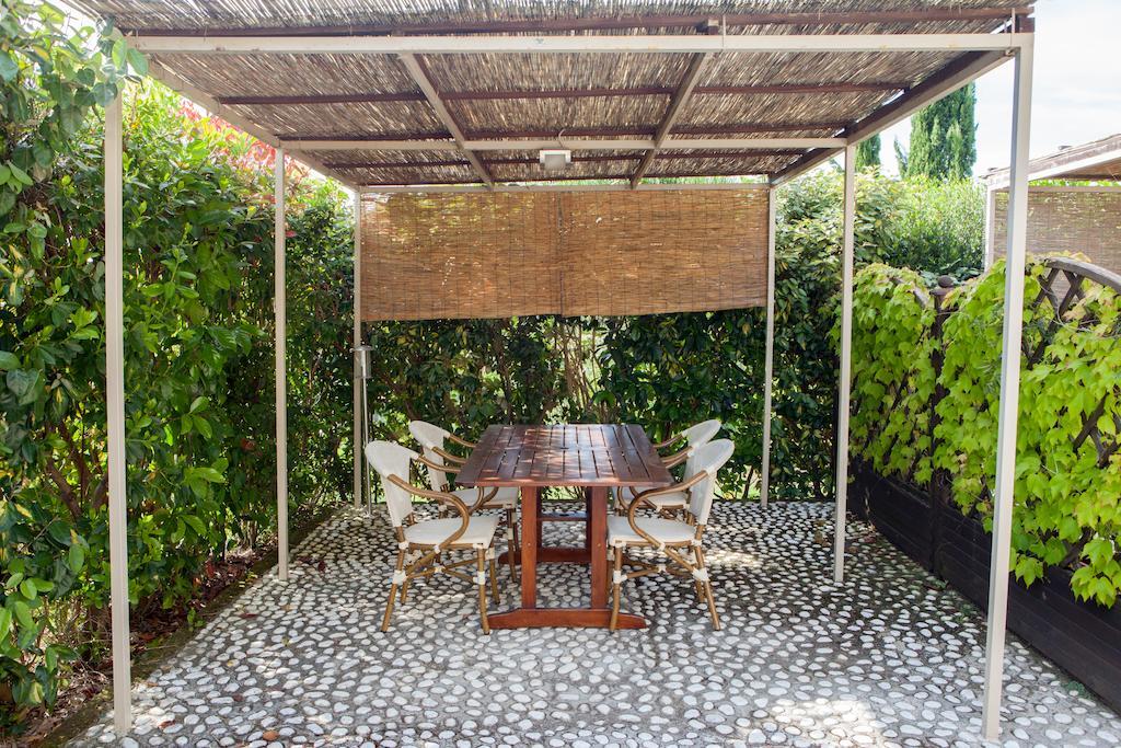 Casa Vacanze "Casale Al Pino" Riparbella Cameră foto