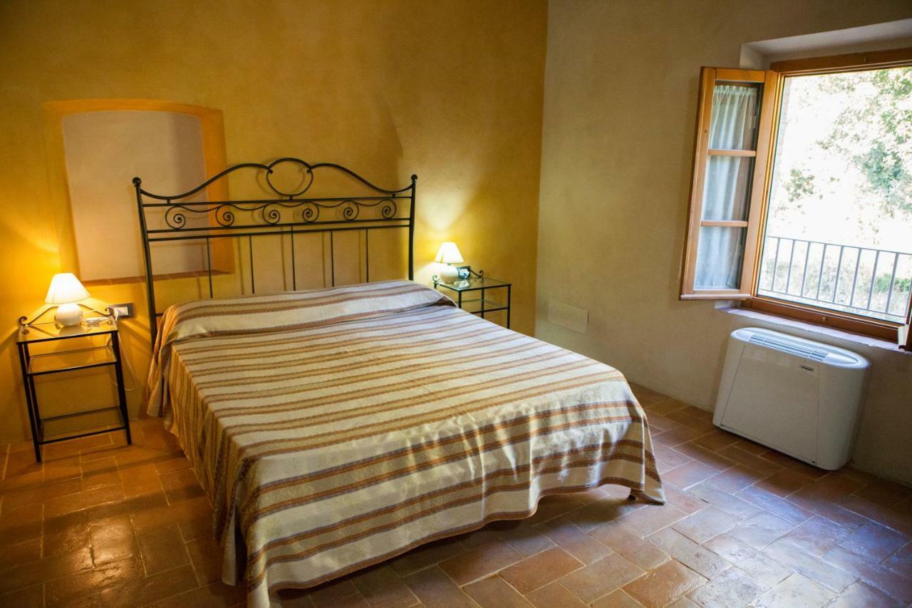 Casa Vacanze "Casale Al Pino" Riparbella Exterior foto